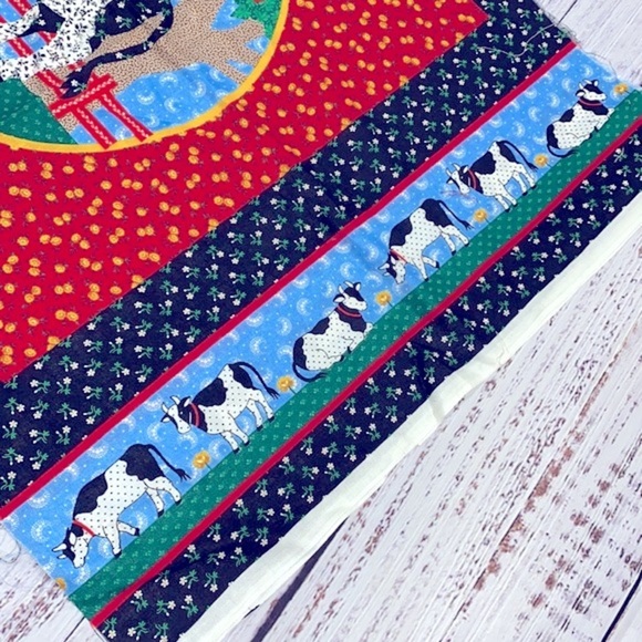 Vintage cow farm print pillow fabric - Picture 2 of 4